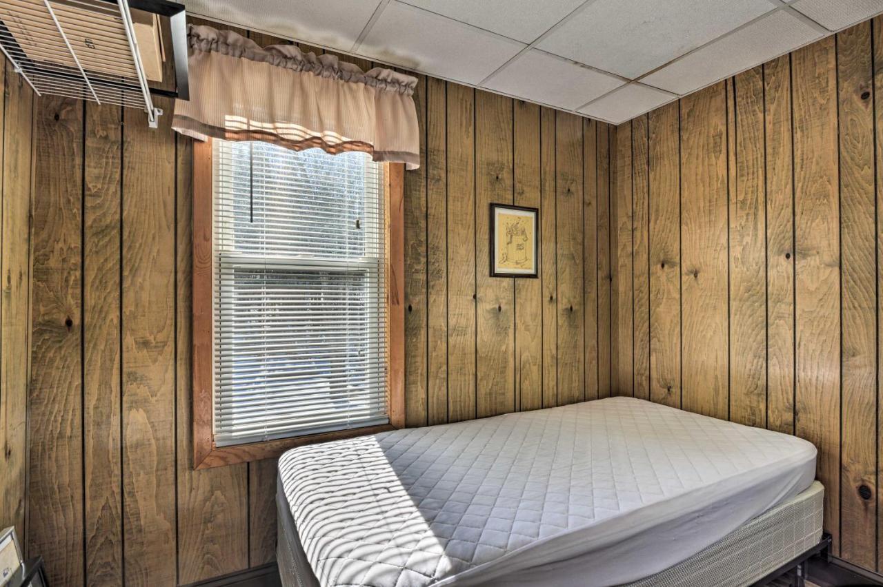 Serene Saxton Lodge 7 Mi To Lake Raystown! Barnettstown Exterior foto